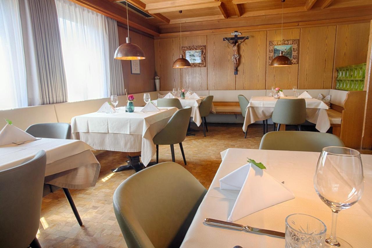 Hotel Lamm Naturns Exterior foto